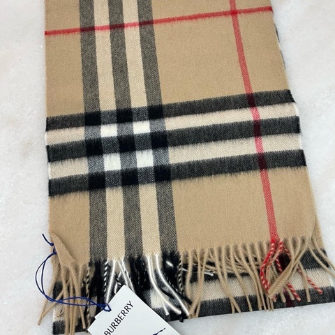 Burberry cashmere beige scarf