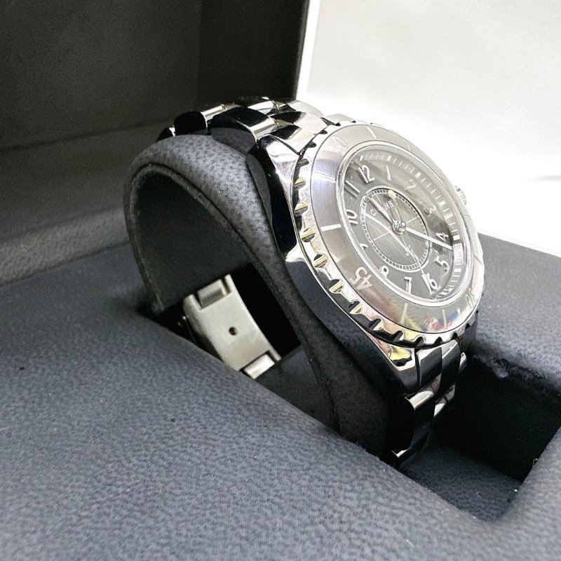 CHANEL J12 鈦金陶瓷石英腕錶-3