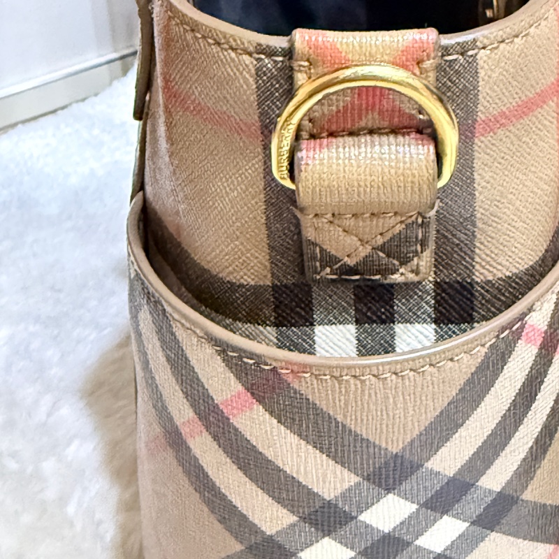 防刮防水皮革 Burberry托特斜背包 長夾可放 好用好揹-10