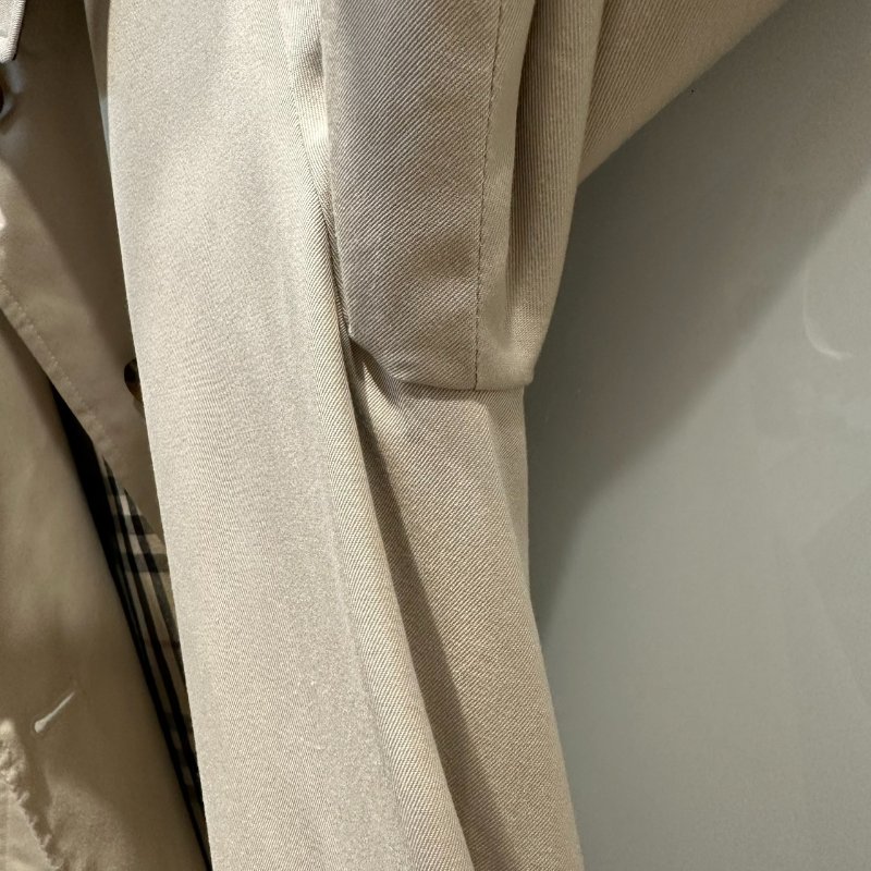 【美收精品】BURBERRY 米色風衣外套 4-138【隔月月中將轉賣至日本 上架期限30天】-8