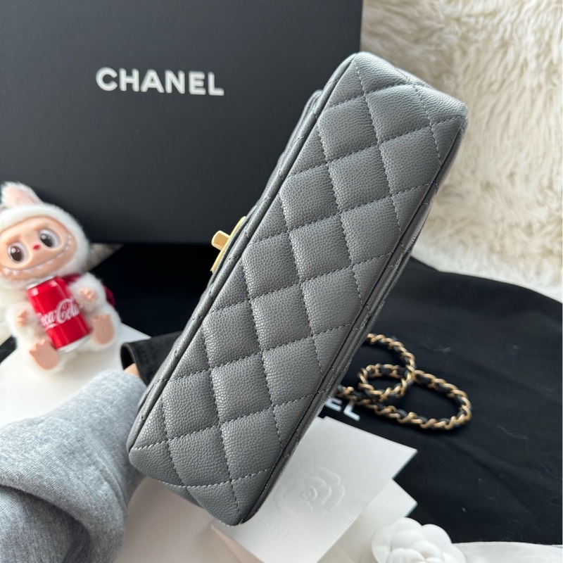 【配件:小票 防塵袋 💕】Chanel 25b cf handle 手柄 小號 深灰色 錫器灰 荔枝牛皮 金扣 手提 斜挎 單肩包-6