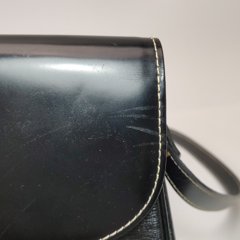 Burberry 牛皮純色字母 Logo 中古斜挎包-9