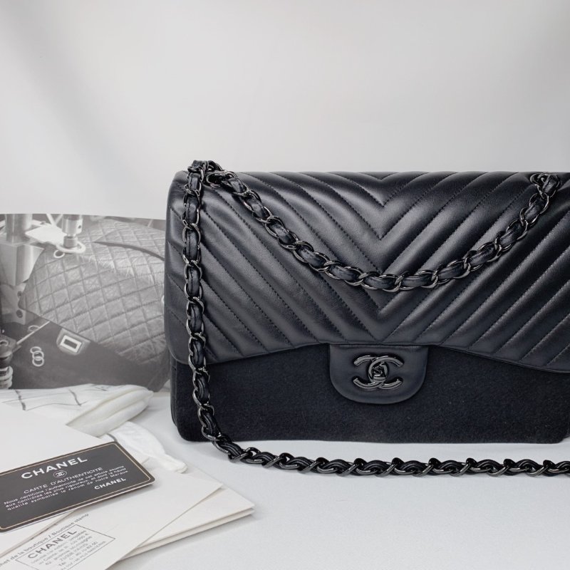 CHANEL Jumbo 30山形紋黑鏈口蓋包-0