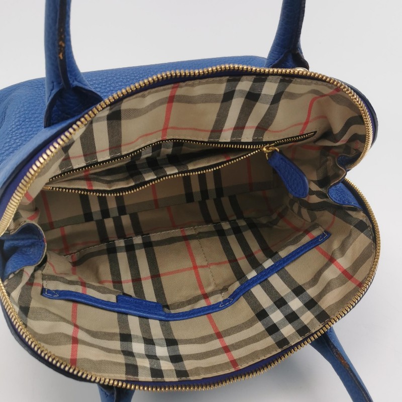 Burberry 牛皮純色字母 Logo 手提包-6