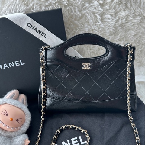 【配件：小票 防塵袋 💕】Chanel 24C 31bag nano 黑金 黑色 金扣 牛皮 單肩 斜挎 手提