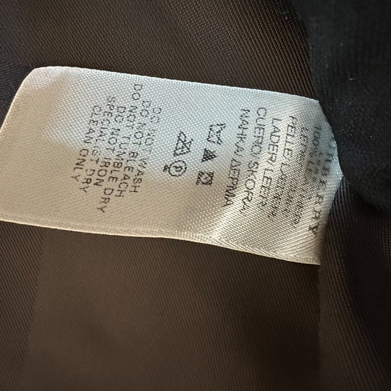 【美收精品】BURBERRY 黑色皮衣外套 4-195【隔月月中將轉賣至日本 上架期限30天】-4