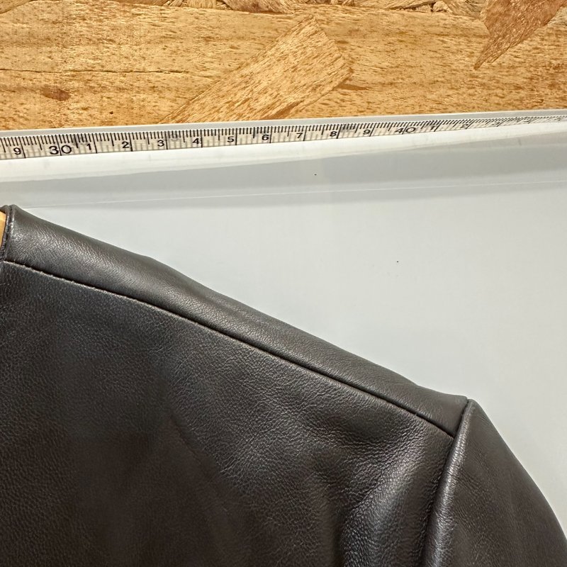 【美收精品】BURBERRY 黑色皮衣外套 4-195【隔月月中將轉賣至日本 上架期限30天】-8