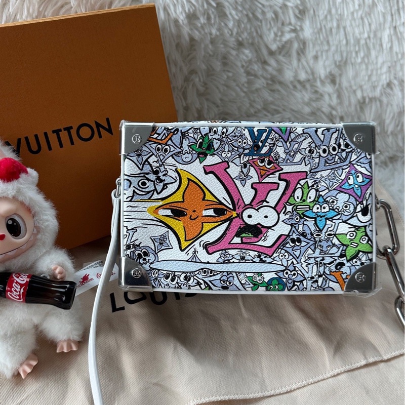 【配件：防塵袋 💕】LOUIS VUITTON LV SOFT TRUNK mini 宋仲基同款耶 方盒子 盒子包 塗鴉系列 手提 單肩 斜挎-1