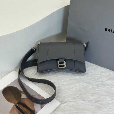 Balenciaga Downtown斜背包 - XXS灰銀