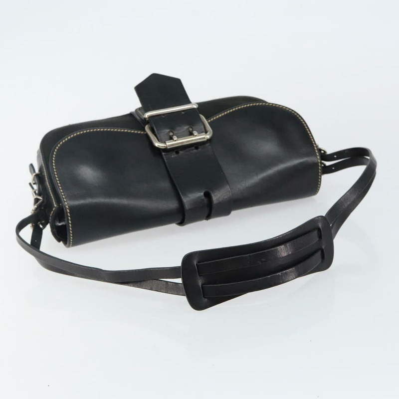 【日本直送】FENDI 肩背包 皮革 黑色 正品 hk2970-6