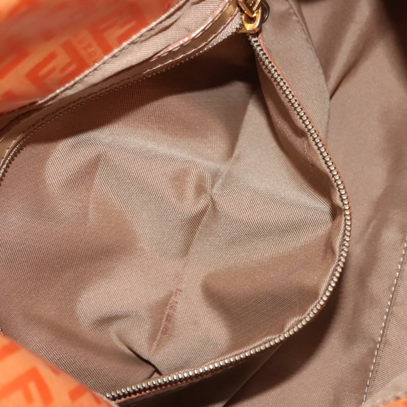 【日本直送】FENDI Zucchino 帆布 Mamma Baguette 單肩包 琺瑯 橙金色 正品 BA6226-22