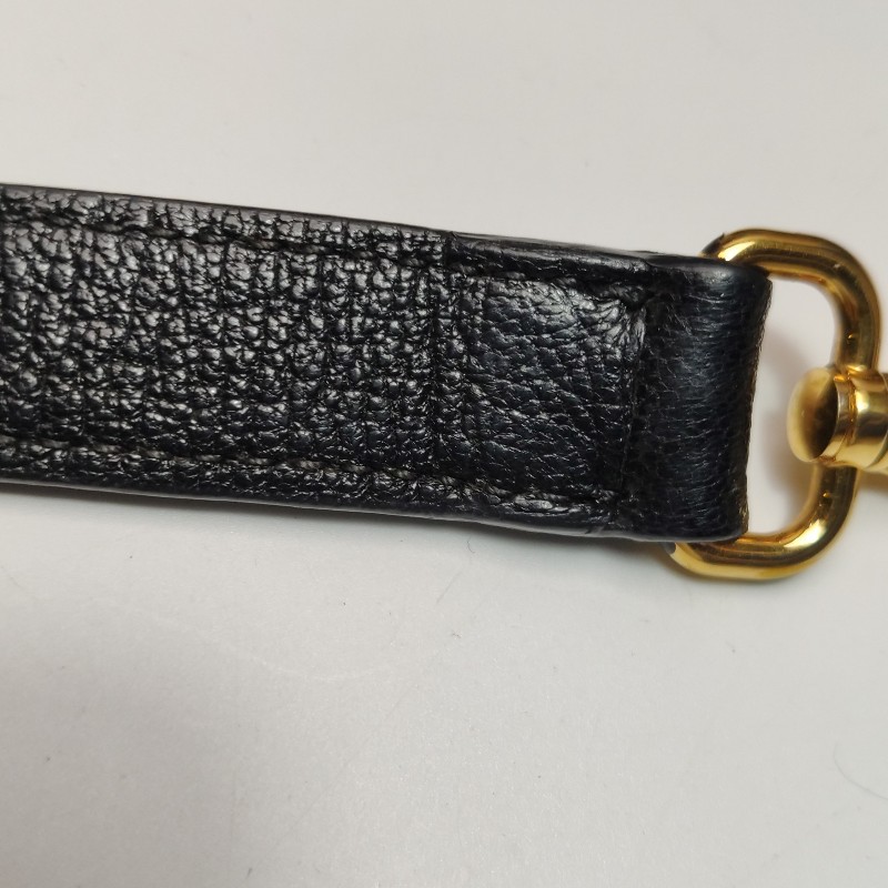 Miu Miu 羊皮拼色金屬字母 logo 拉鍊斜挎包單肩包-19