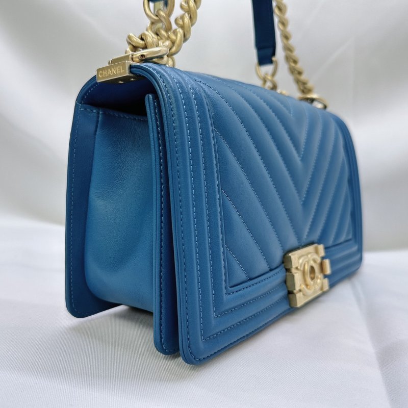 CHANEL 山型紋小羊皮BOY 25-3