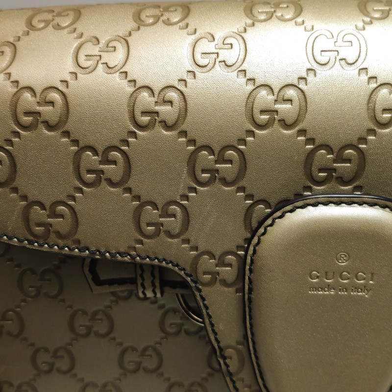 Gucci Emily 牛皮純色雙G壓紋流蘇馬銜扣單肩包-16