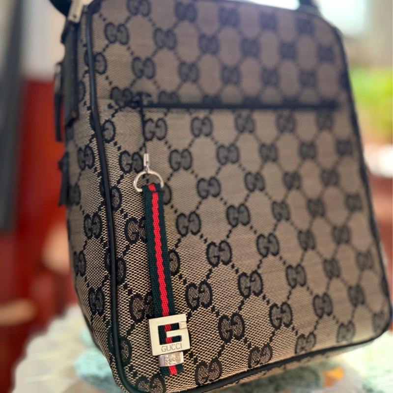 🌸 GUCCI 經典 GG Supreme 帆布斜背包|男女皆適用|二手經典精品-6