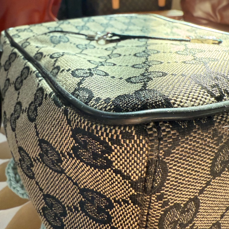 🌸 GUCCI 經典 GG Supreme 帆布斜背包|男女皆適用|二手經典精品-16