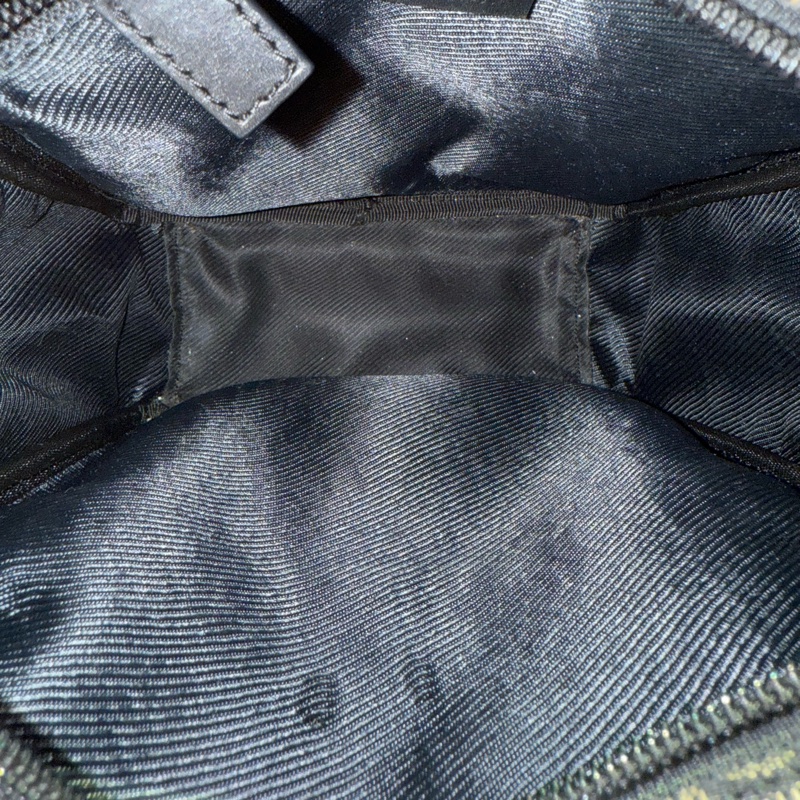 🌸 GUCCI 經典 GG Supreme 帆布斜背包|男女皆適用|二手經典精品-17
