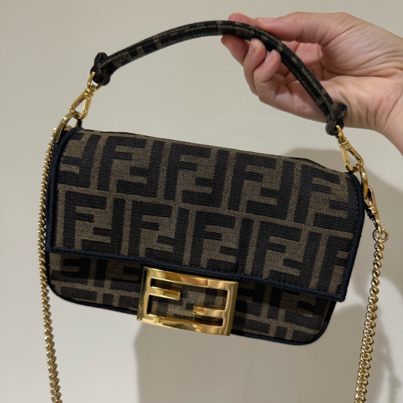 Fendi Baguette Mini經典款-0