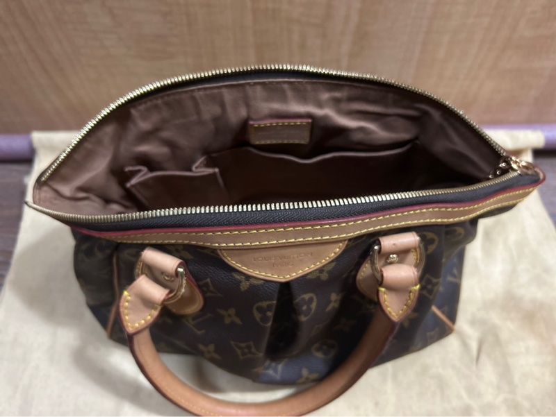 Louis Vuitton 水餃包-8
