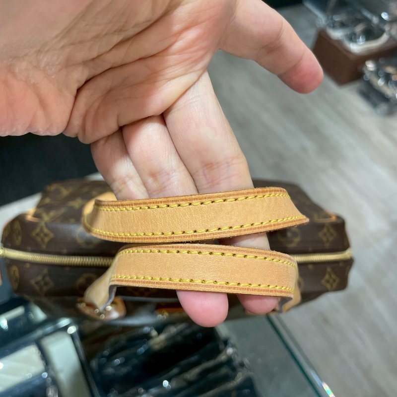 LV 手提包/肩背包 M95565 9成新-19