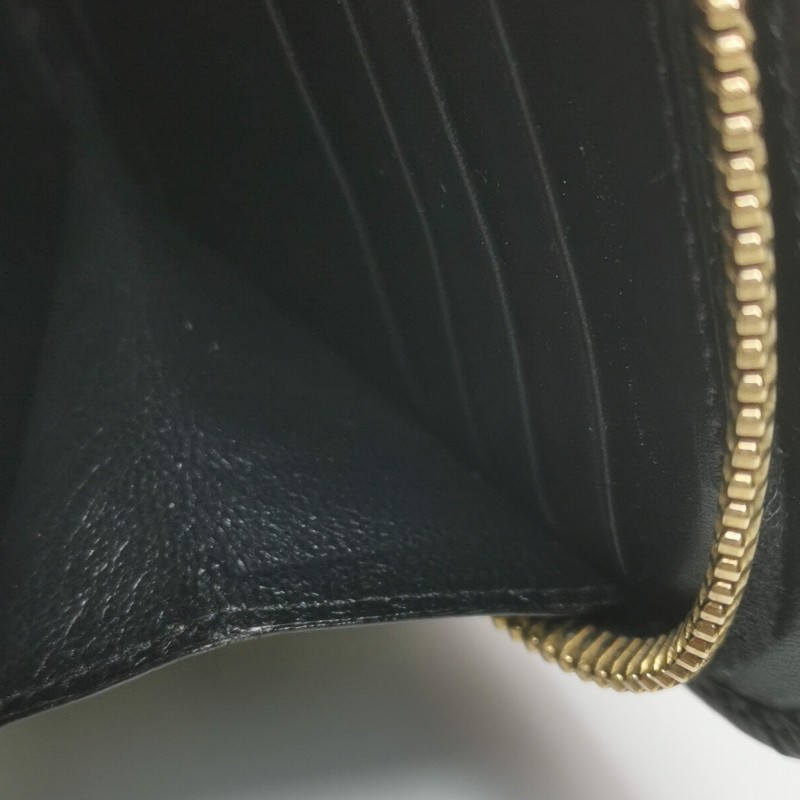 Saint Laurent 牛皮純色字母logo拉鍊錢包-7
