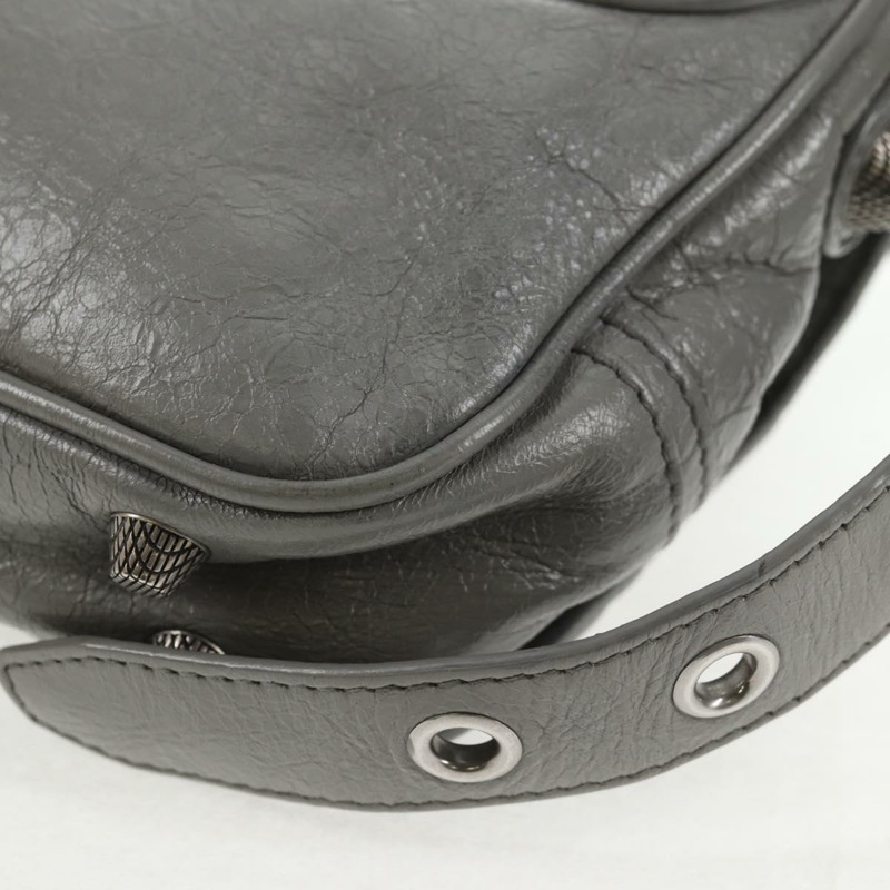 【日本直送】BALENCIAGA 翻蓋包 XS 肩背包 皮革 2 向 灰色 銀色 719082 正品 128190M-16