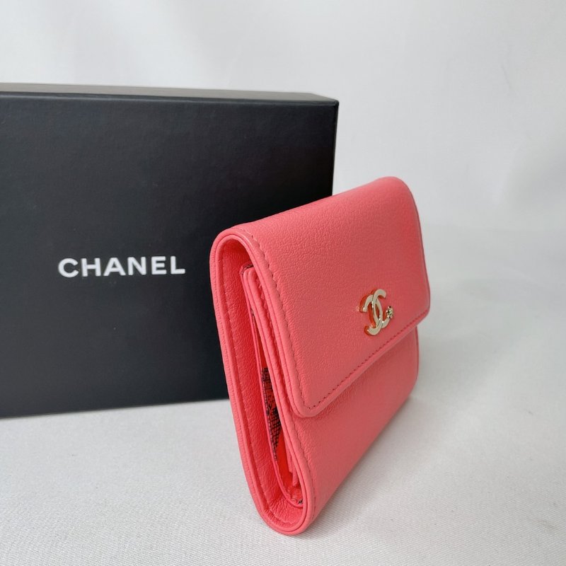 CHANEL 全新珊瑚粉翻蓋三折短夾-3