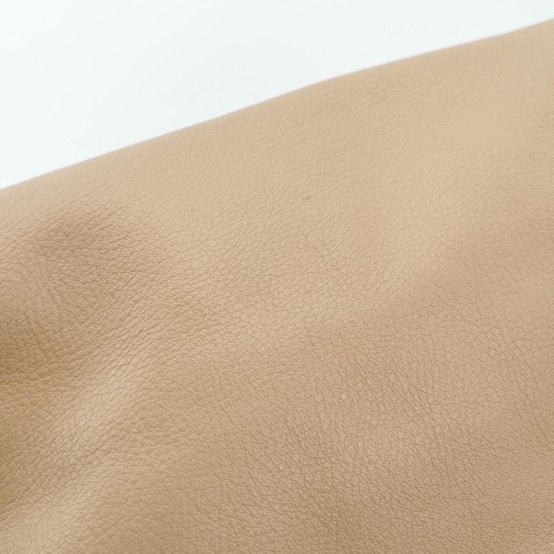 Fendi 牛皮純色斜挎包單肩包-12