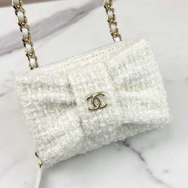全新未使用 香奈兒 Chanel 白色毛呢蝴蝶結小鏈條包 專櫃VIC聖誕禮物-1