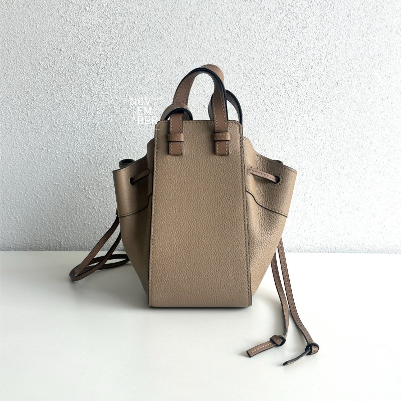 99新🆕 Loewe 羅意威 Hammock Mini 沙色吊床包-2