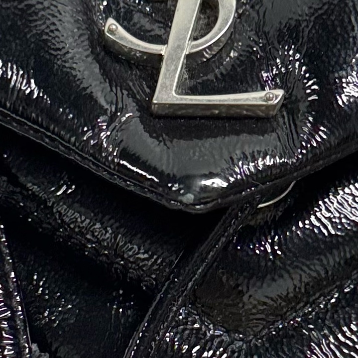 YSL 聖羅蘭黑銀V紋牛皮LouLou雙肩包,油臘皮-17