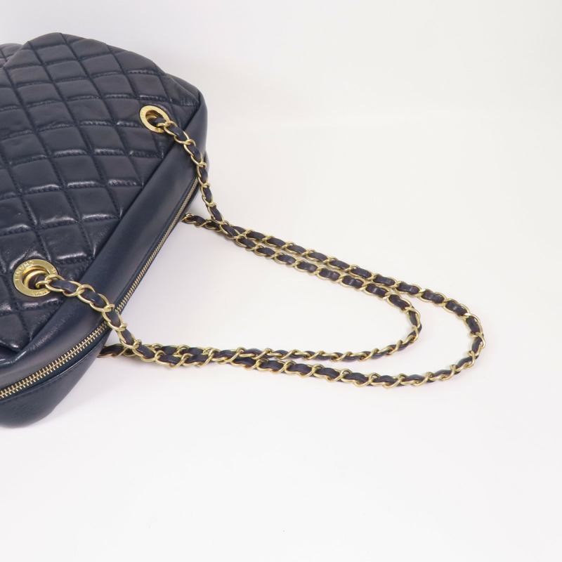 CHANEL 牛皮皮革Shoulder Bag金扣肩背包-4