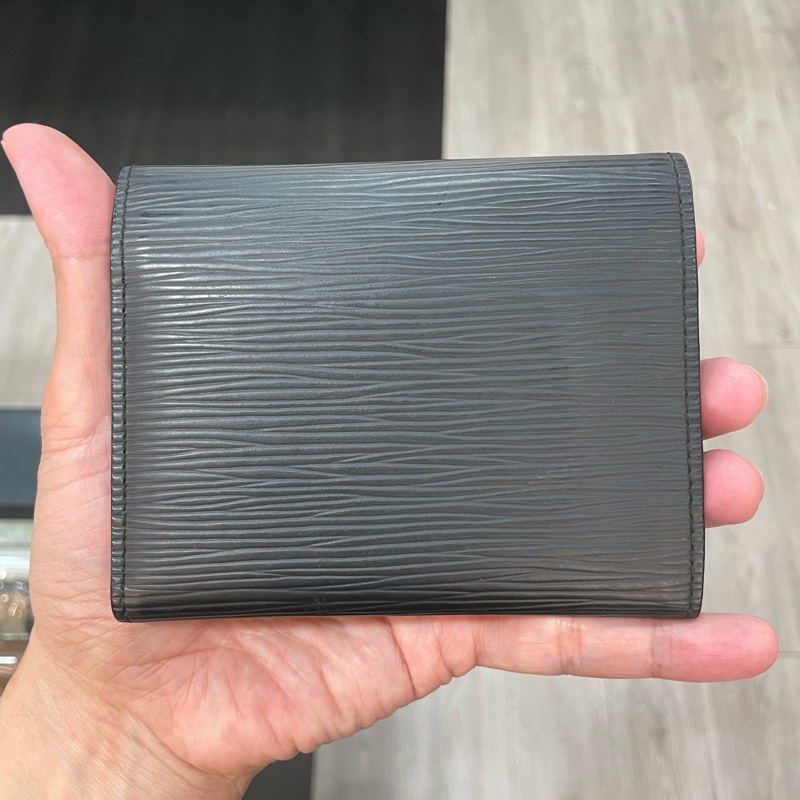 LV EPI 水波紋 信封 短夾/皮夾 M62173 87成新-17