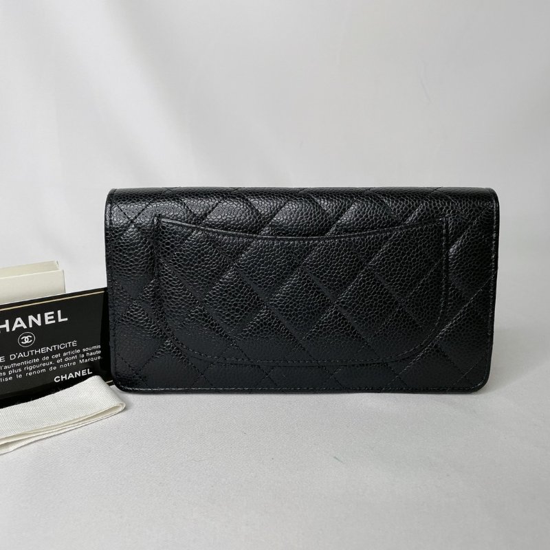 CHANEL 荔枝牛兩折式長夾-1