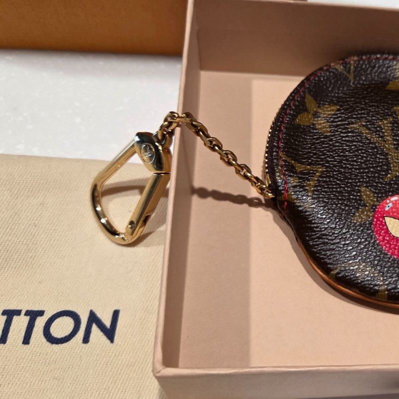 聖誕禮物/ LV路易威登LOUIS VUITTON x Takashi Murakami村上隆櫻桃聯名款圓形零錢包吊飾限量收藏-1