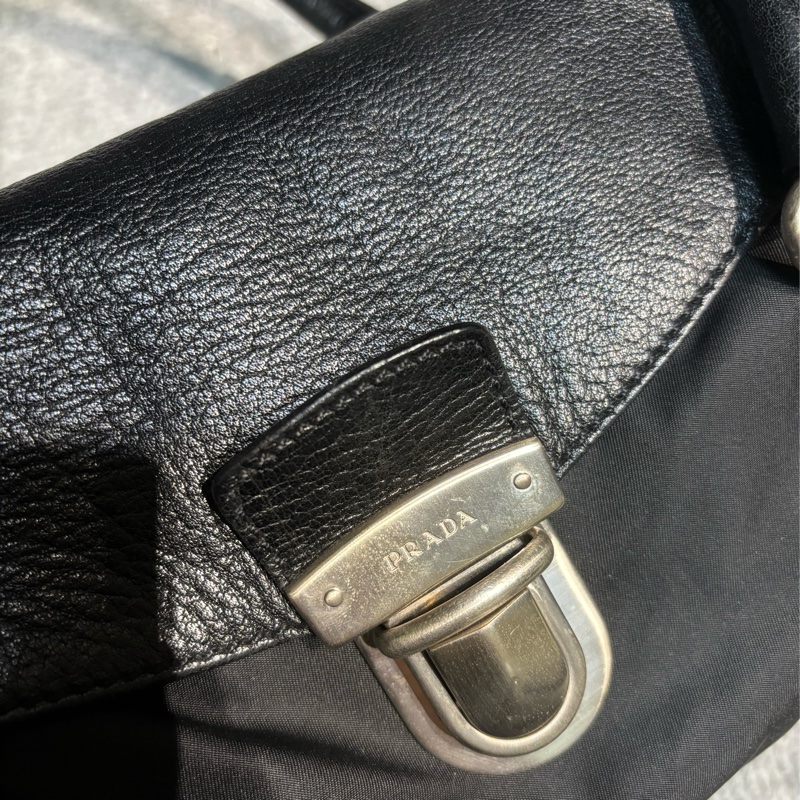 🏷️ Prada 肩背包-19