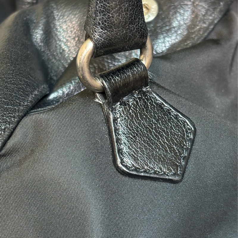 🏷️ Prada 肩背包-30