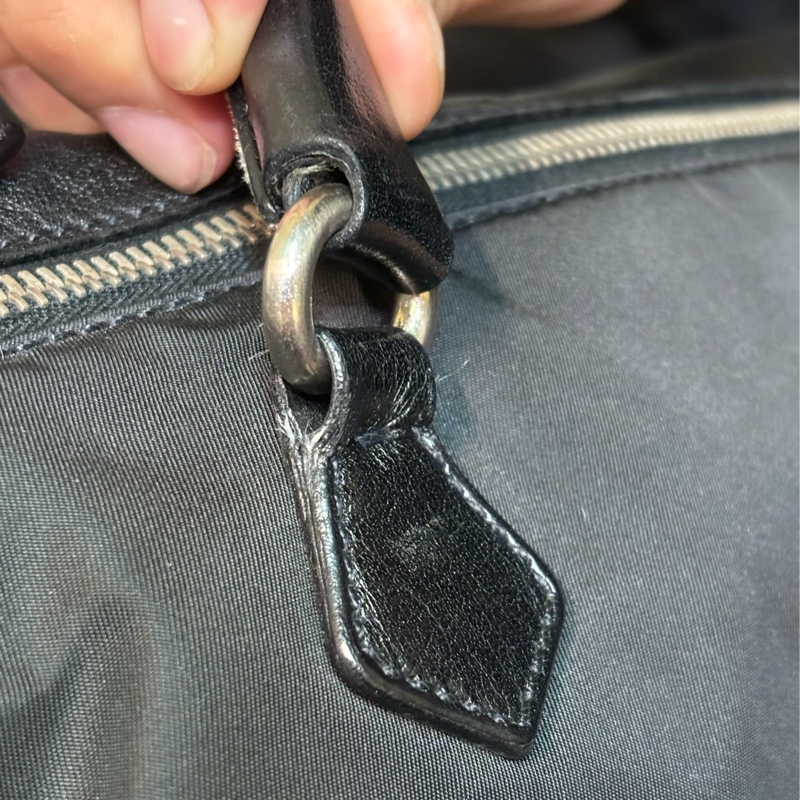 🏷️ Prada 肩背包-31