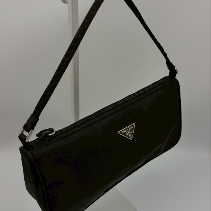 🏷️ Prada 帆船包-4