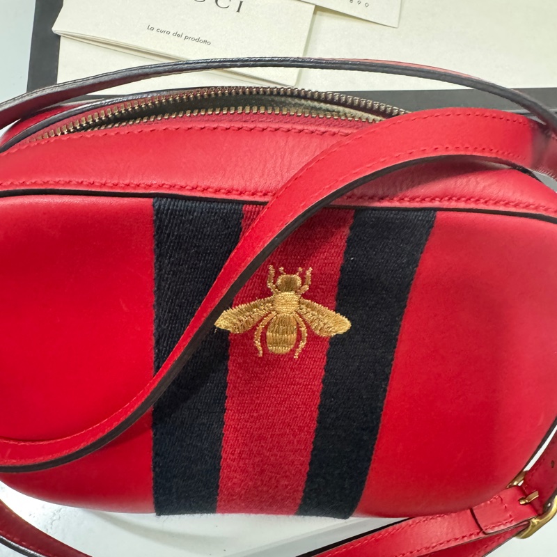 GUCCI蜜蜂🐝刺繡蜜蜂相機📷包/斜背包 我最甜👏-6