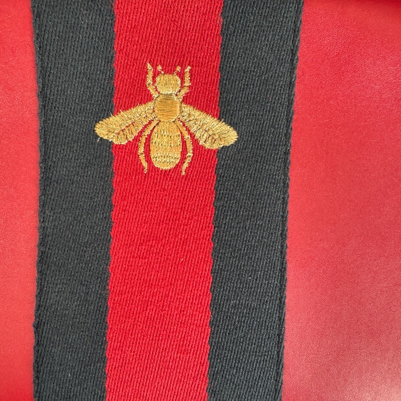 GUCCI蜜蜂🐝刺繡蜜蜂相機📷包/斜背包 單純換現金💰-3