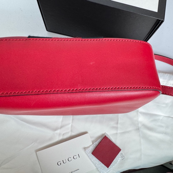 GUCCI蜜蜂🐝刺繡蜜蜂相機📷包/斜背包 單純換現金💰-7