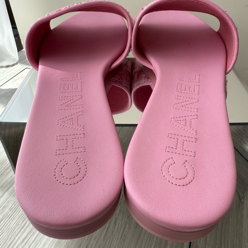 CHANEL 粉色毛呢Logo拖鞋 40號 全新品-2