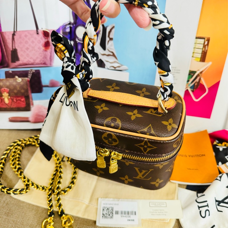 ✨售 二手真品 LV M44936 經典Monogram帆布 NICE NANO拉鍊迷你化妝箱-20