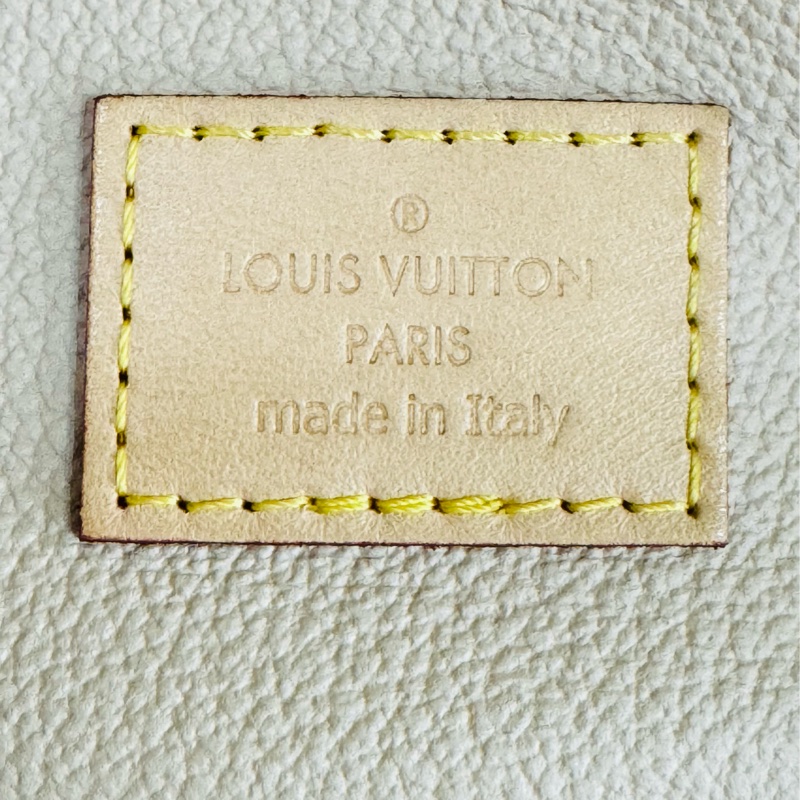 ✨售 二手真品 LV M44936 經典Monogram帆布 NICE NANO拉鍊迷你化妝箱-34