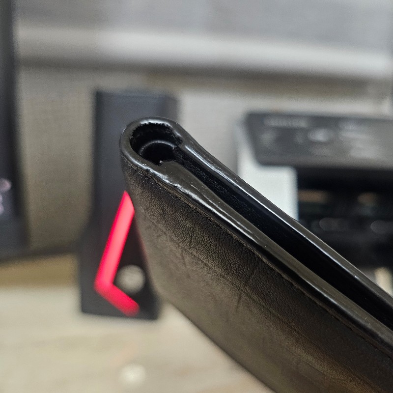 [ 超甜出清價❣️單純不想留] YSL黑釦對開短夾-13