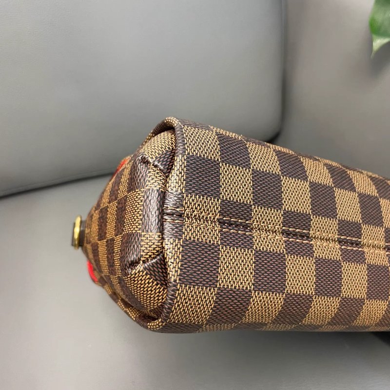 LV/路易威登 Croisette系列棕棋盘格流苏邮差包 手提单肩斜挎都,经典耐看的一款邮差 棕色配皮好打理 上班通勤 日常百搭款 尺寸:22*15*9CM 附件:肩带 流苏-4