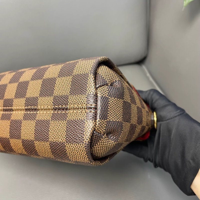 LV/路易威登 Croisette系列棕棋盘格流苏邮差包 手提单肩斜挎都,经典耐看的一款邮差 棕色配皮好打理 上班通勤 日常百搭款 尺寸:22*15*9CM 附件:肩带 流苏-5