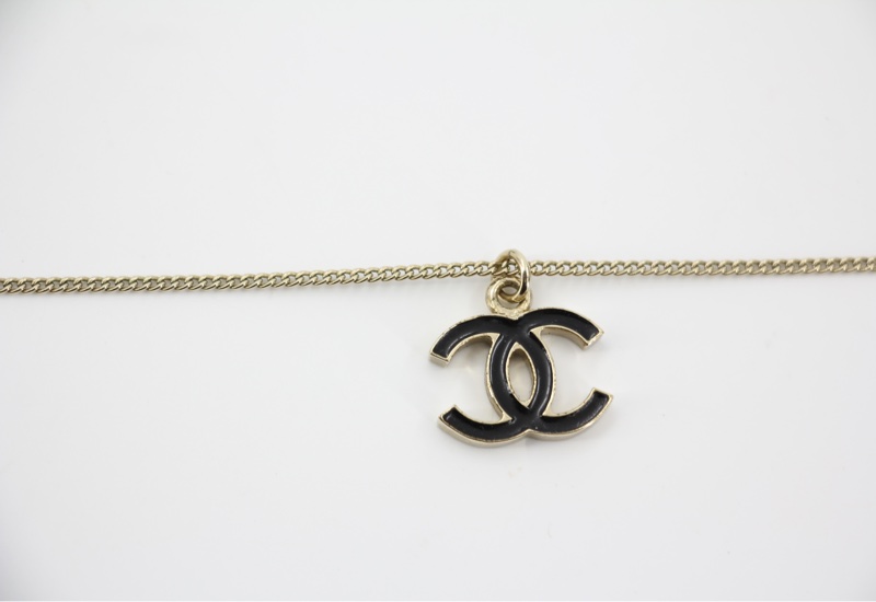 Chanel Vintage 07V 琺瑯經典黑色CC淡金頸鏈-7