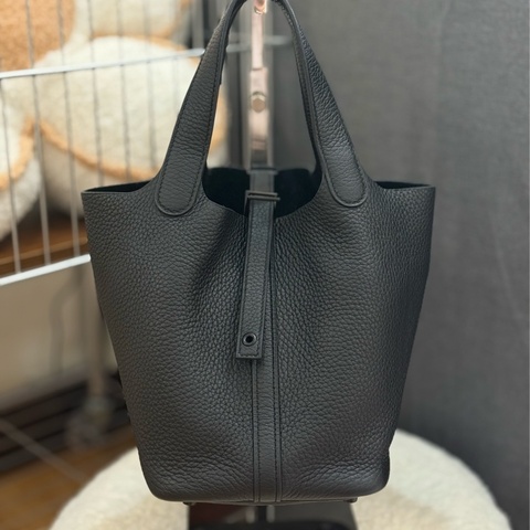 愛馬仕菜籃子picotin18🖤 限量全黑